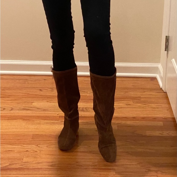 Prada flat brown suede slouchy boots size 39,5 - Picture 3 of 11